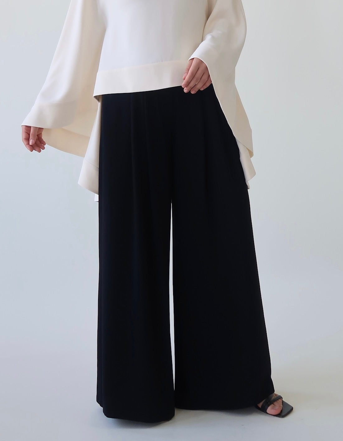 Black Signature SE Pants