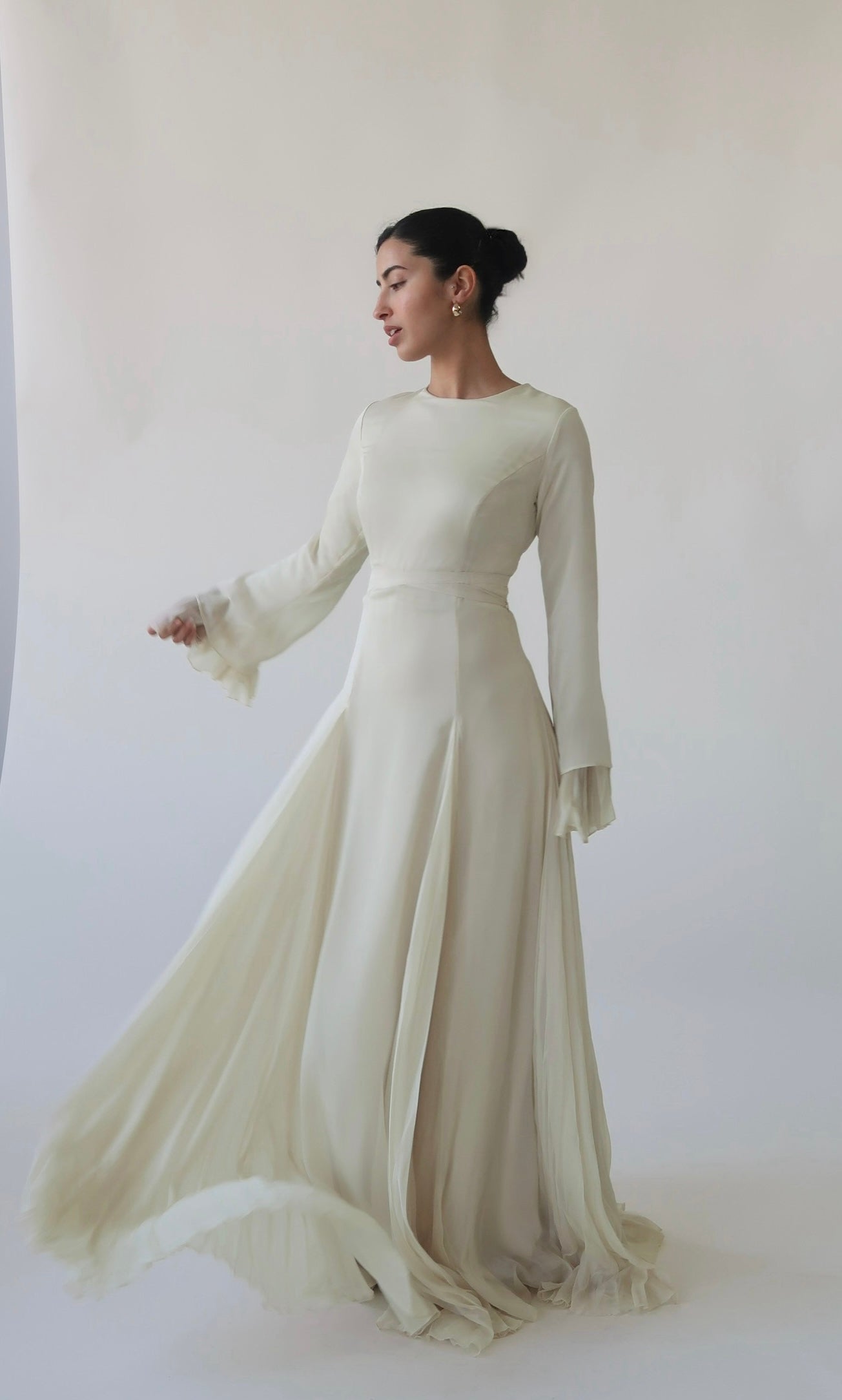 Honeydew Pleated Slit Gown- Hijabi Modest Evening Gowns in USA Summer Evenings Honeydew Pleated Slit Gown- Hijabi Modest Evening Gowns in USA Summer Evenings