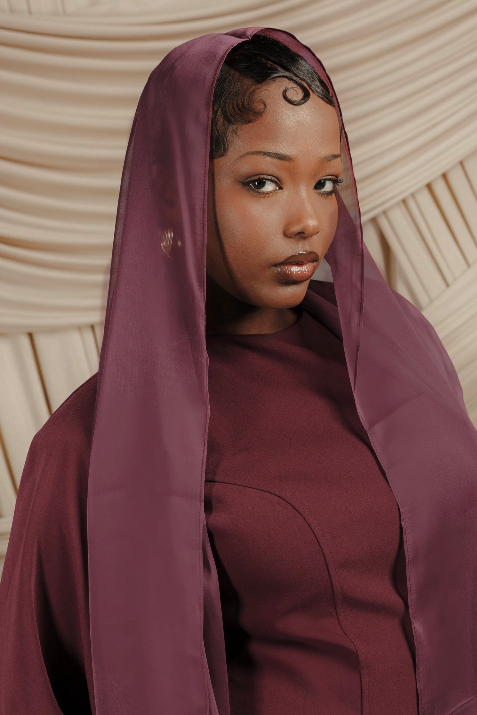 Plum Low Waisted Abaya Set (2 pcs)- Final Sale