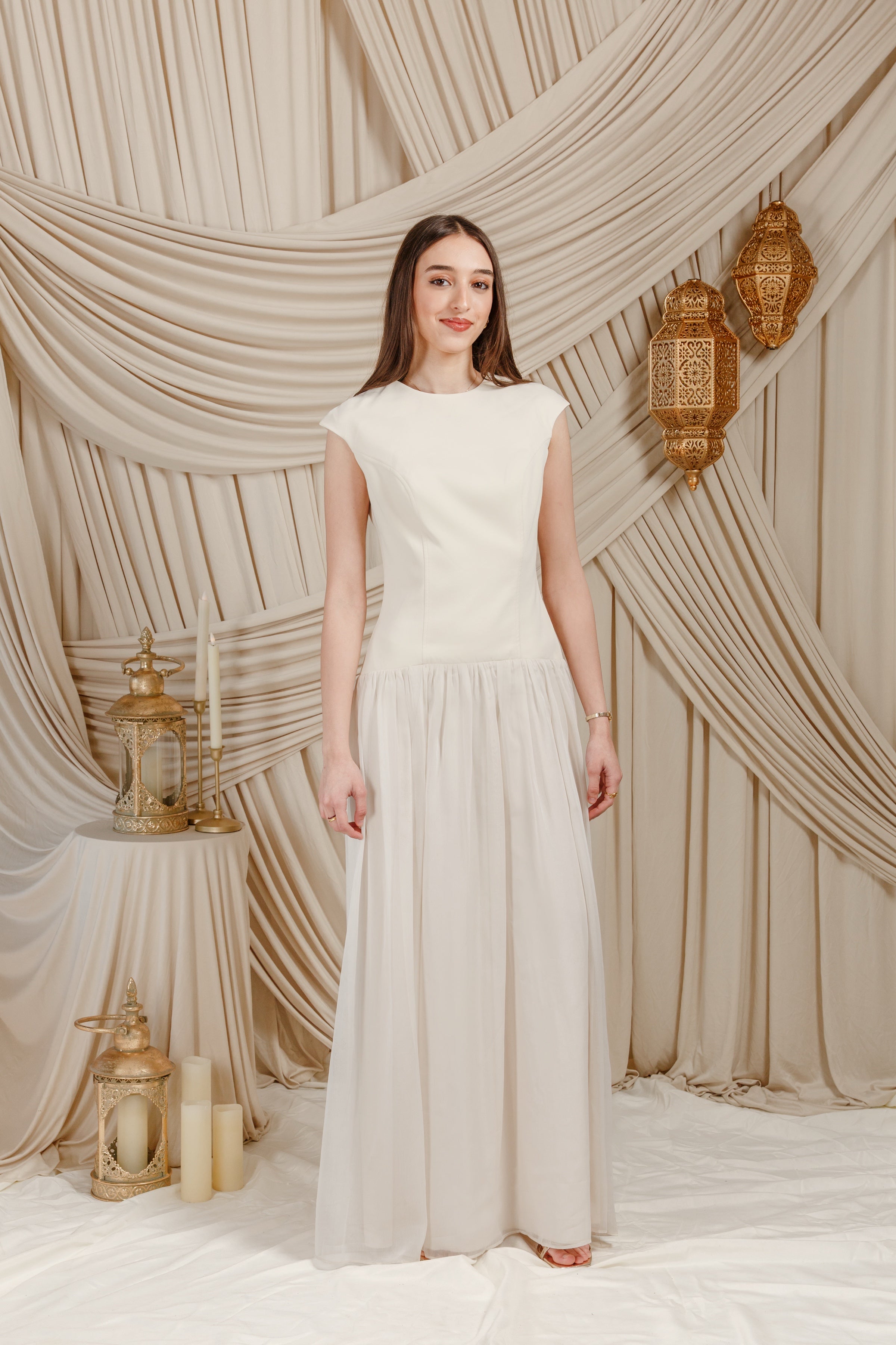 Cream Low Waisted Abaya Set (3 pcs)