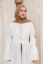 Load image into Gallery viewer, White Cinched Cloak
