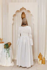 Load image into Gallery viewer, White Cinched Cloak
