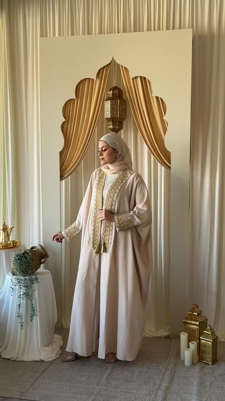 Creamy Rose Aghabani Bisht