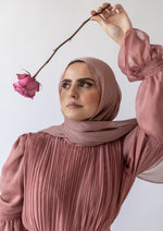 Load image into Gallery viewer, Mauve Pink Shimmering Scarf
