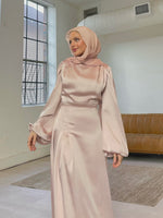Load image into Gallery viewer, Pearl Pink Shimmering Scarf
